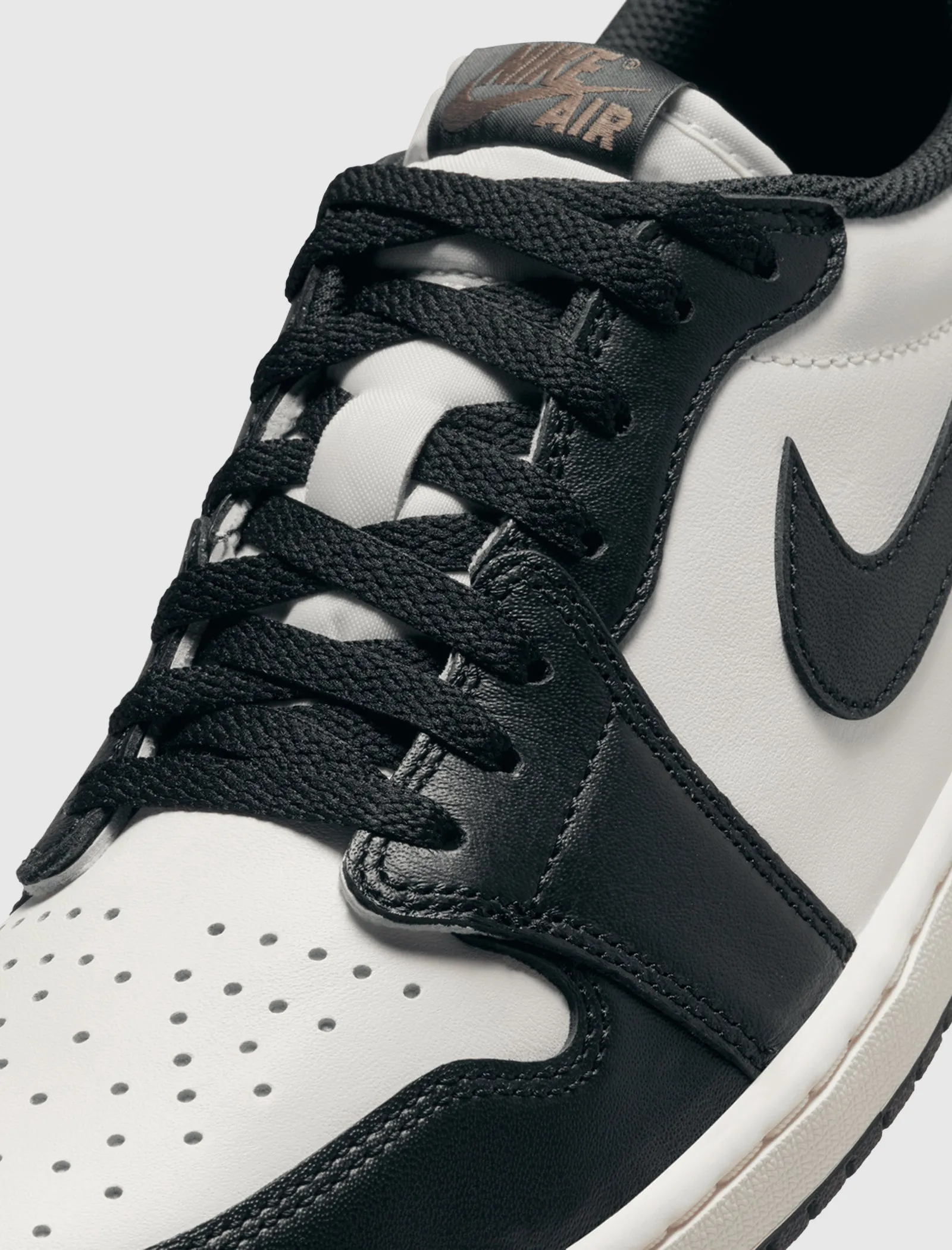 AIR JORDAN 1 LOW OG "DARK MOCHA"