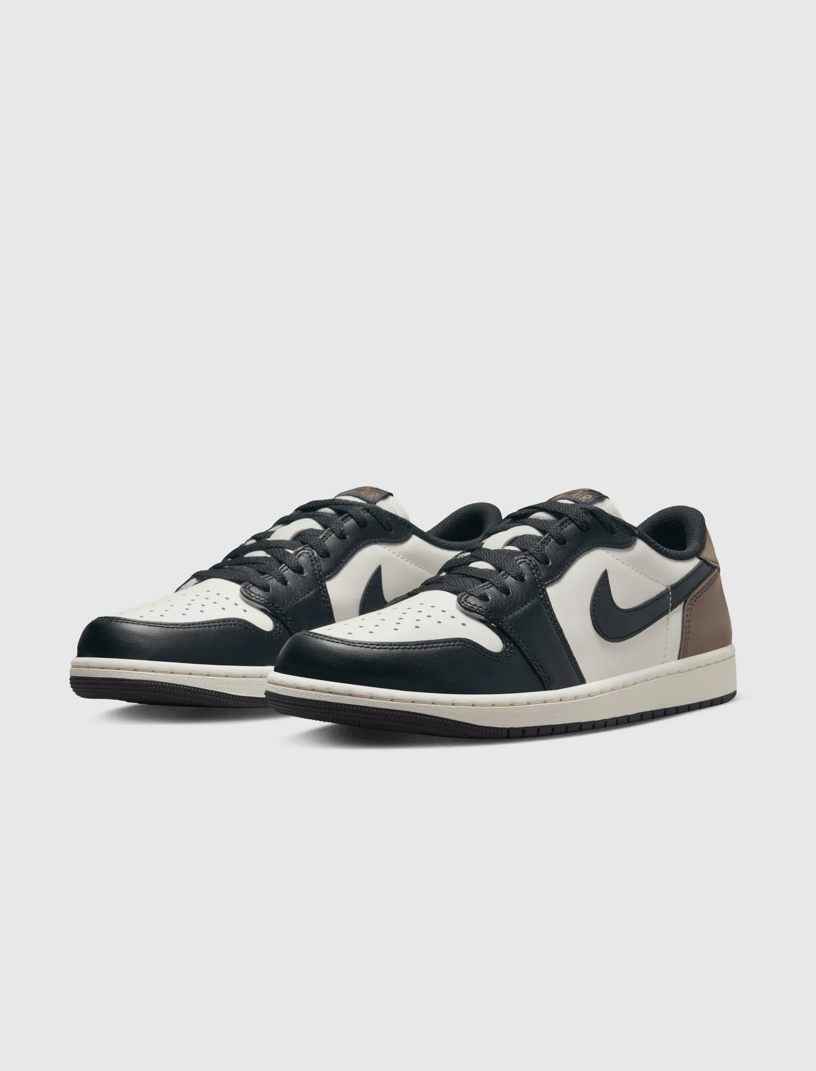 AIR JORDAN 1 LOW OG "DARK MOCHA"