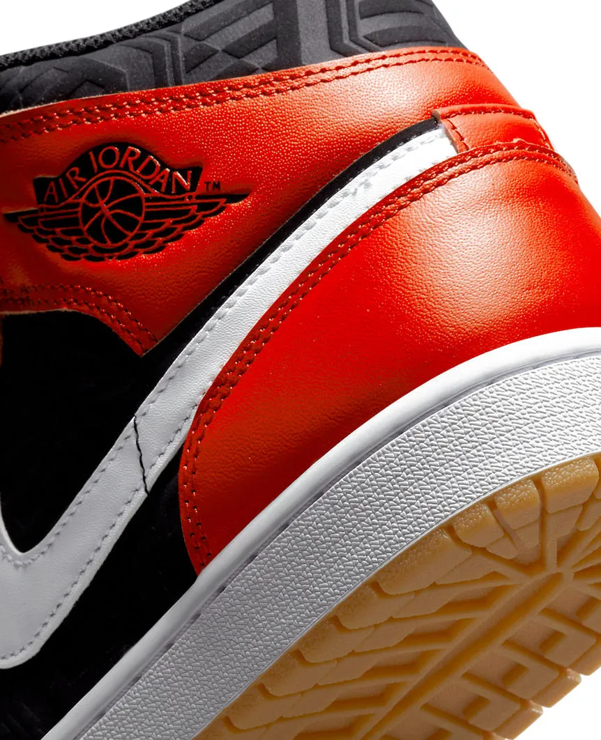 Air Jordan 1 Mid “Christmas”