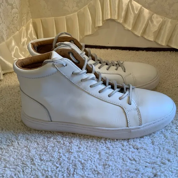 AMERICAN EAGLE OUTFITTERS MENS LEATHER HITOP SNEAKERS