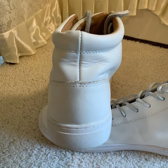 AMERICAN EAGLE OUTFITTERS MENS LEATHER HITOP SNEAKERS
