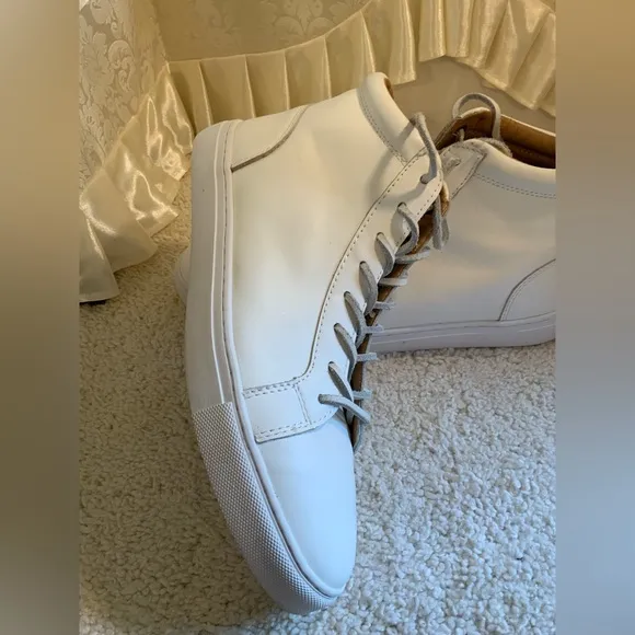 AMERICAN EAGLE OUTFITTERS MENS LEATHER HITOP SNEAKERS