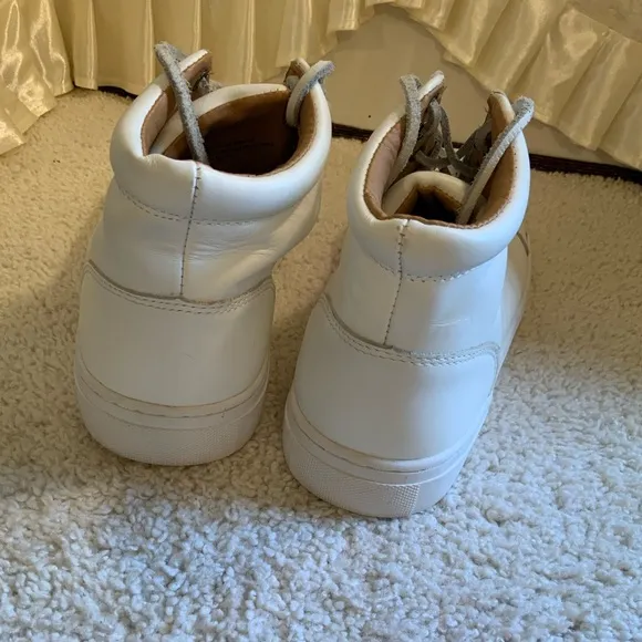 AMERICAN EAGLE OUTFITTERS MENS LEATHER HITOP SNEAKERS