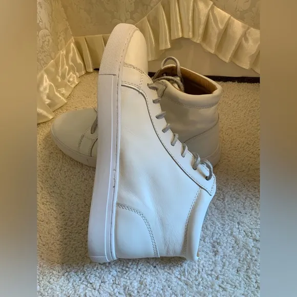 AMERICAN EAGLE OUTFITTERS MENS LEATHER HITOP SNEAKERS