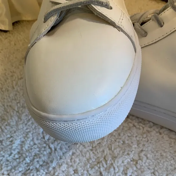 AMERICAN EAGLE OUTFITTERS MENS LEATHER HITOP SNEAKERS