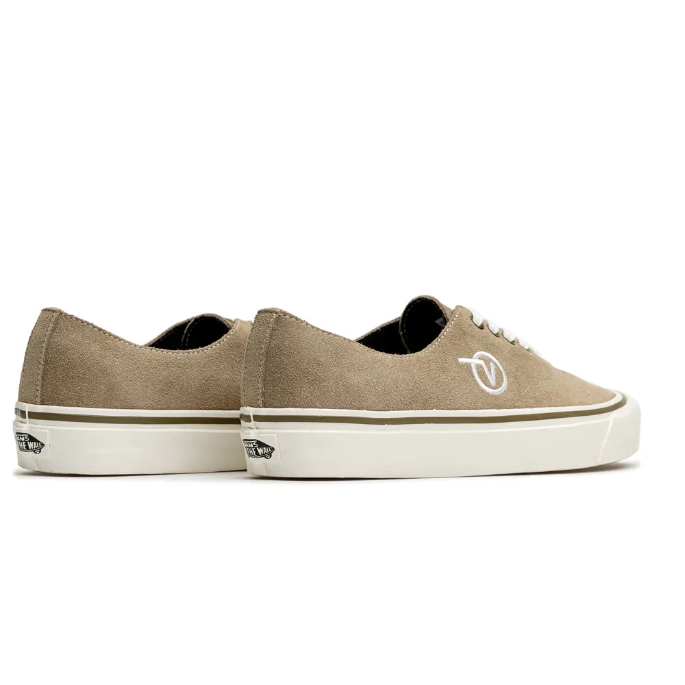 Authentic One Piece DX 'Anaheim Factory' | Beige
