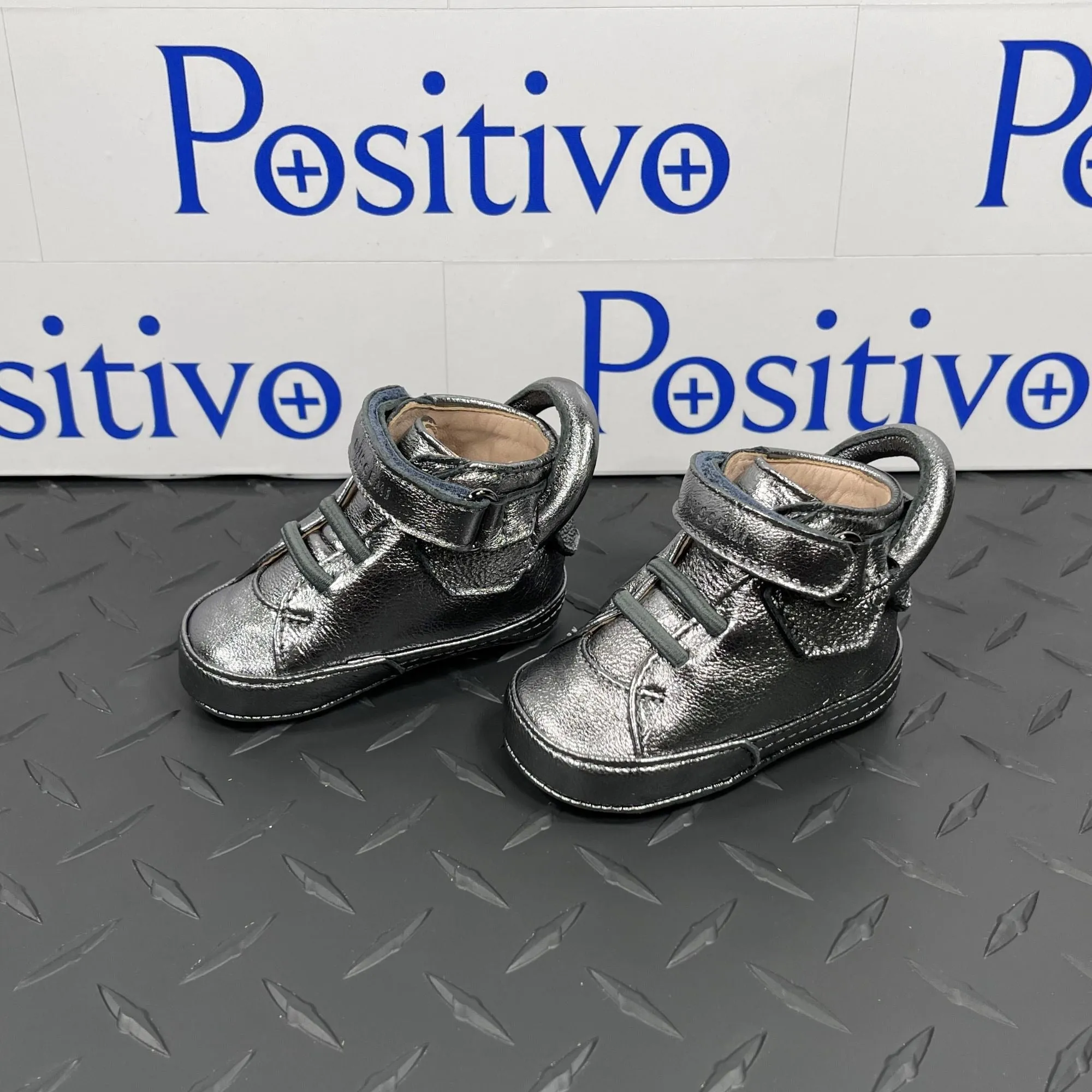 Buscemi Baby 100MM Baby Metal Silver Leather Sneakers