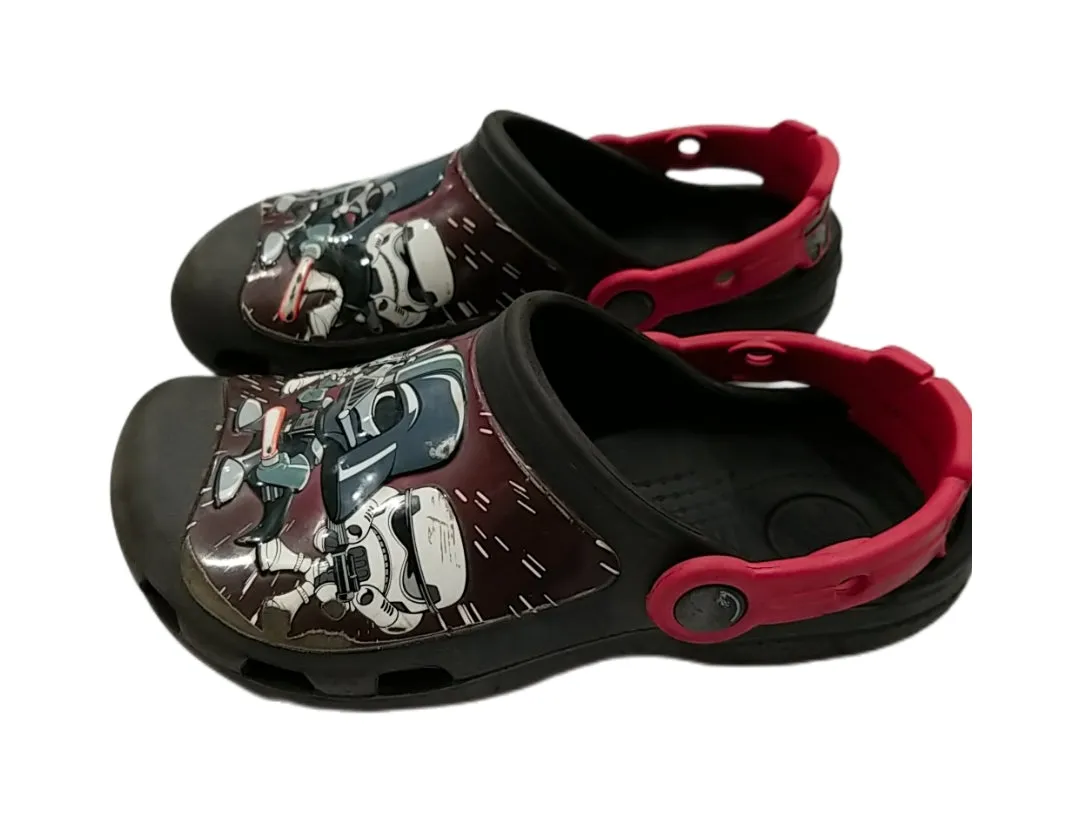 Crocs - 12