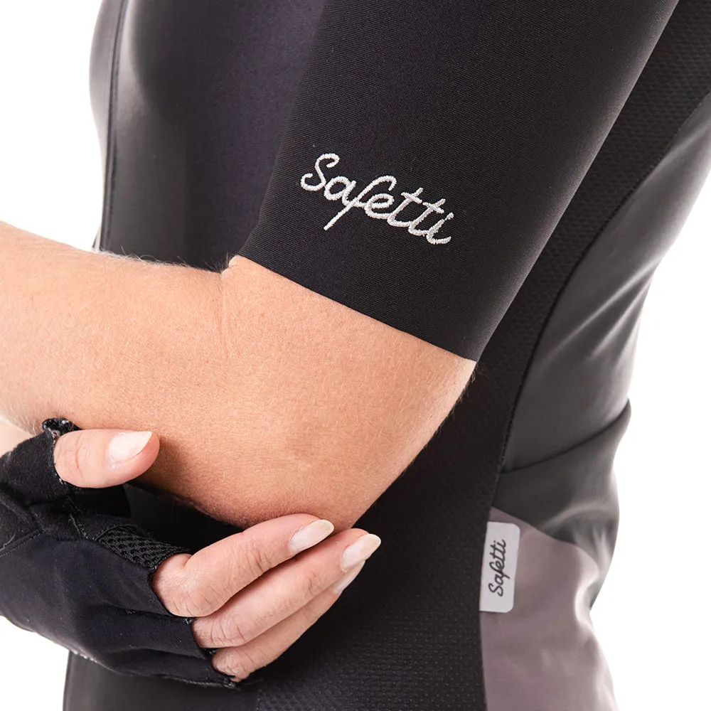 Essentials - Essence - Short Sleeve Jersey. Women