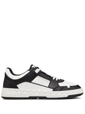 Freedots leather sneakers
