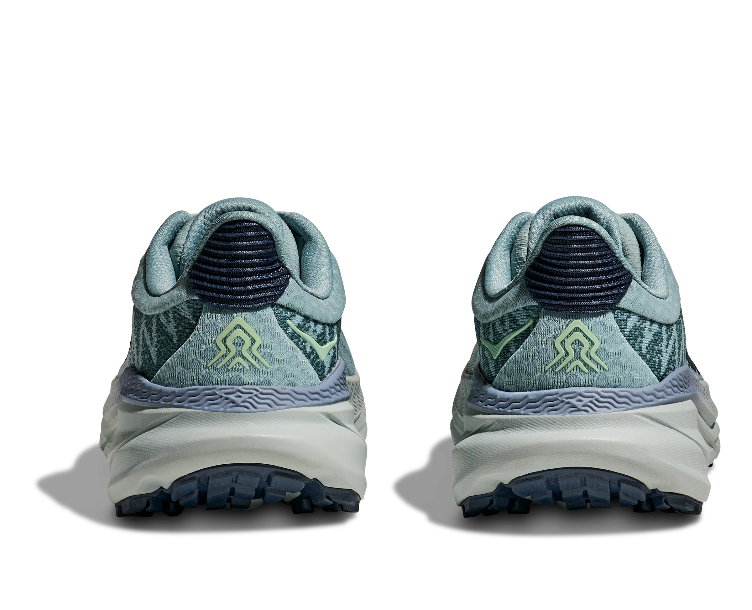 Hoka Challenger 7
