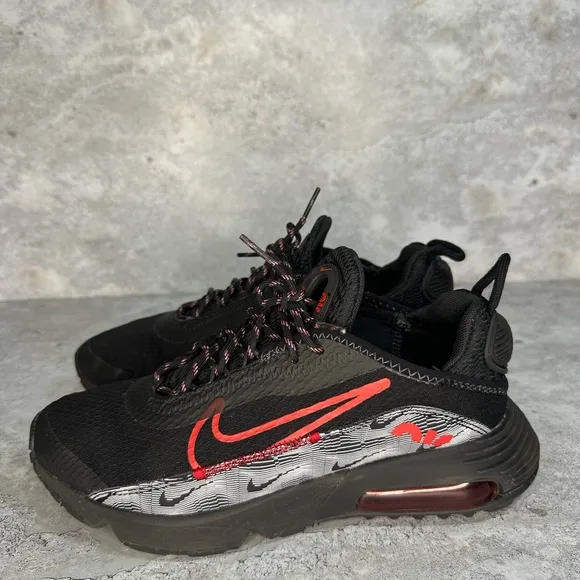 Juniors Nike Air Max 2090 GS - DJ4623 001 - Black University Red White 5Y