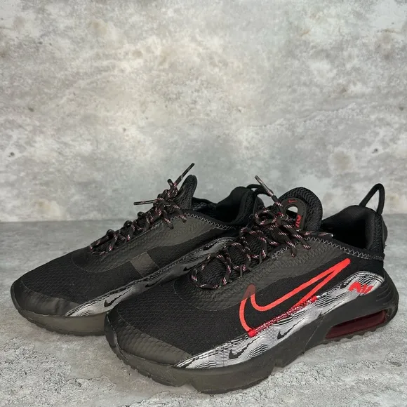 Juniors Nike Air Max 2090 GS - DJ4623 001 - Black University Red White 5Y
