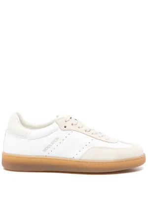 Leather sneakers