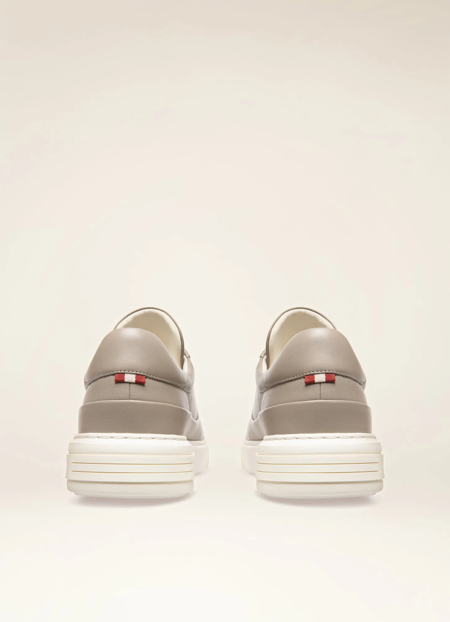 Manny - Sneakers