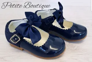 Navy patent glitter back/bow shoes