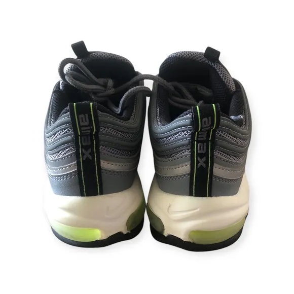 New Nike Air Max 97 Boy's Size 6Y Sneakers