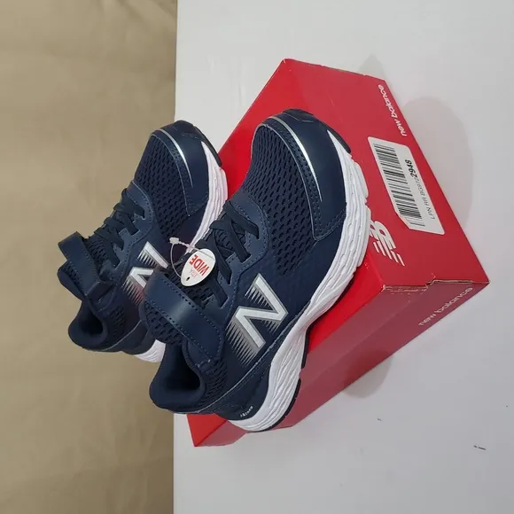 NIB 12.5 X-Wide Little Boys, 680 V6 Velcro Hook &amp; Loop Running Shoe, New Balance