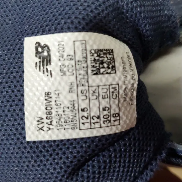 NIB 12.5 X-Wide Little Boys, 680 V6 Velcro Hook &amp; Loop Running Shoe, New Balance