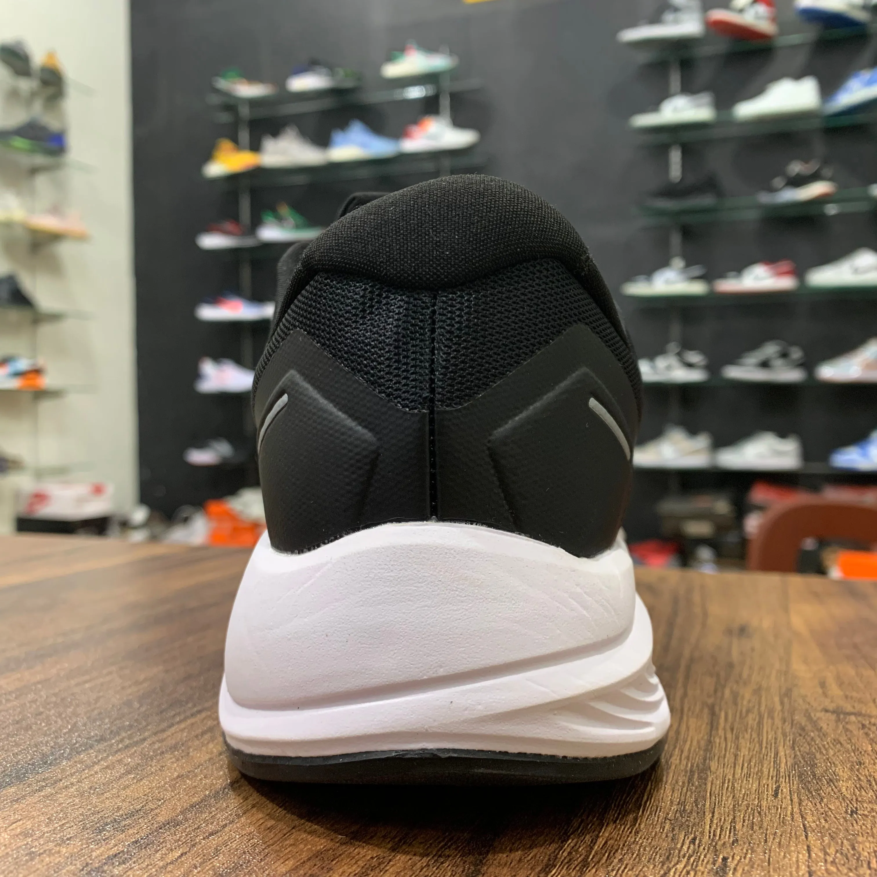 NK Zoom Structure 23 Black Grey