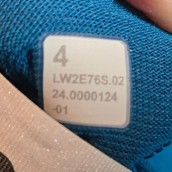 NWT Energy Bra Long Line *Medium Support, B–C Cup - 4 Hawaiian Blue