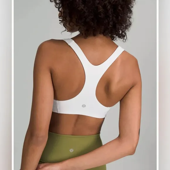 NWT Lululemon Wunder Train Bra Medium Support, C/D Cup, Size 6 White