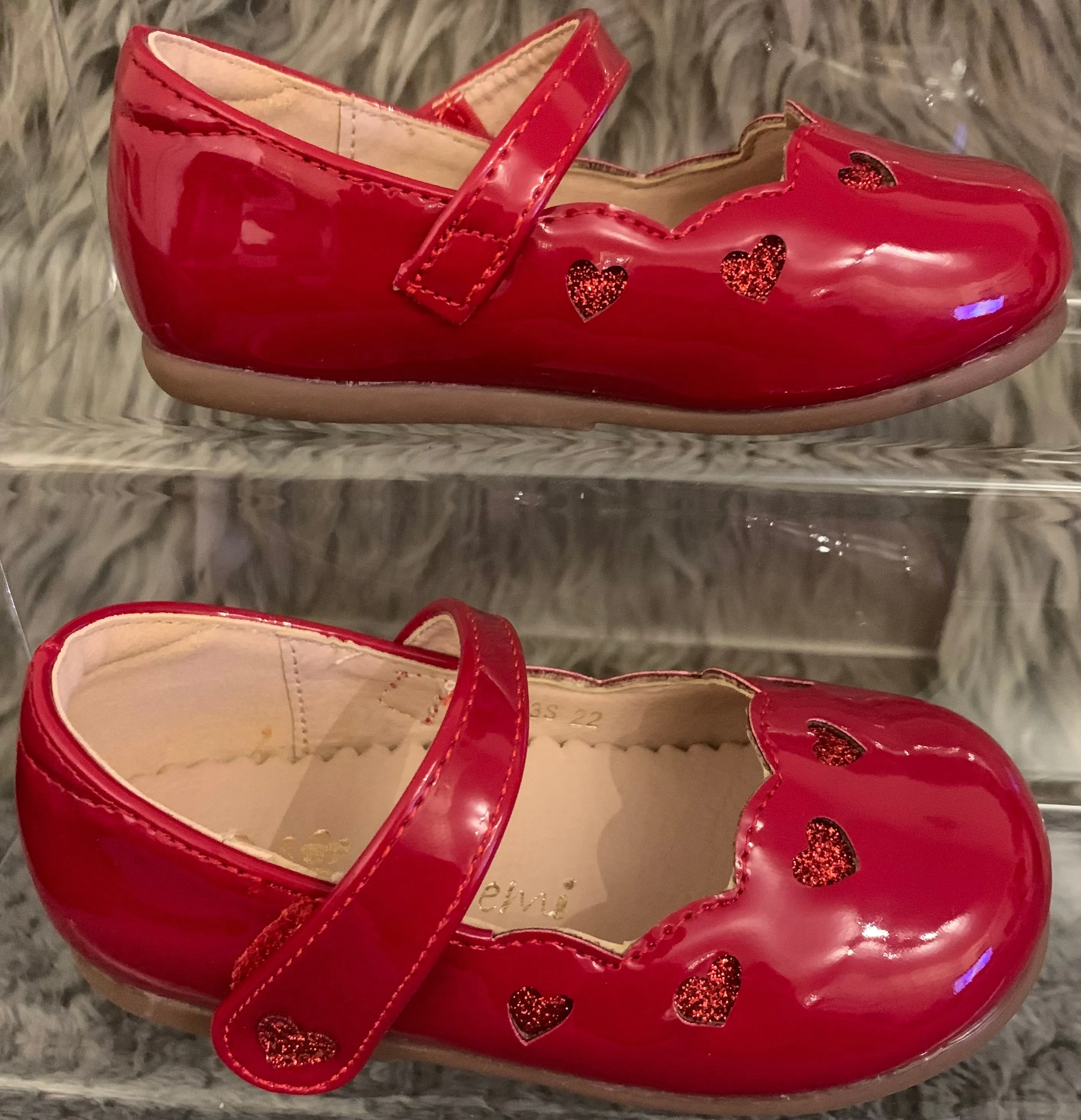 Red Sparkle Heart Shoes - size UK 21
