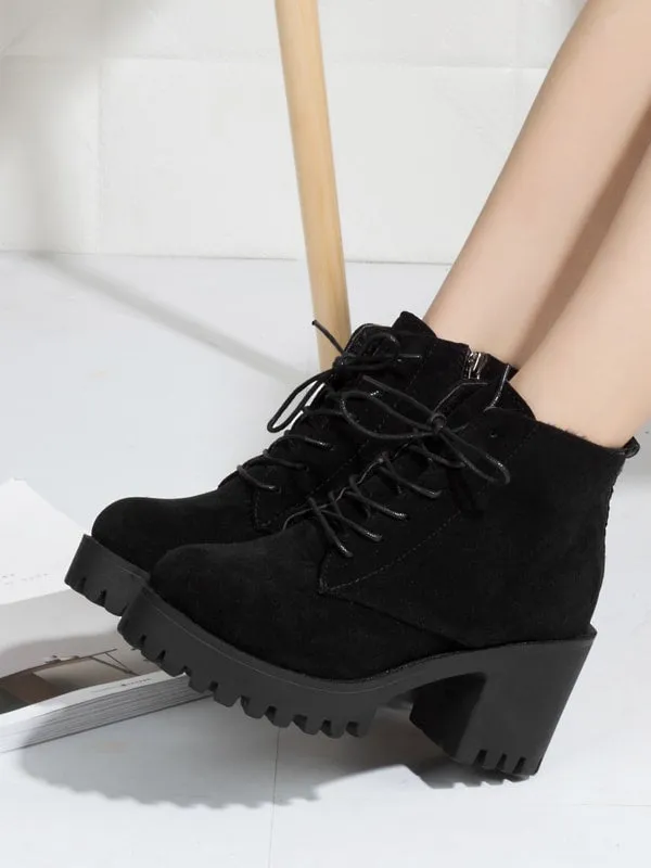 Side Zip Chunky Heeled Lug Sole Boots - Black