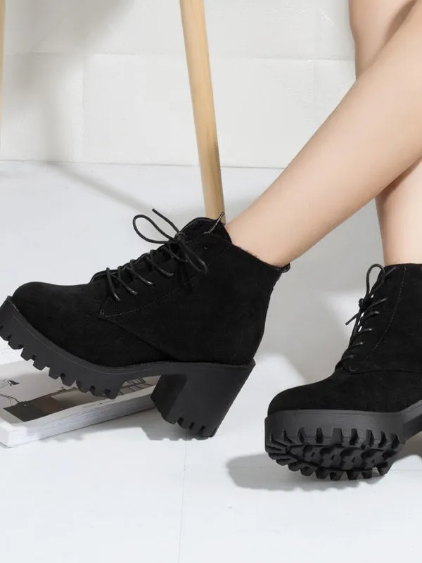 Side Zip Chunky Heeled Lug Sole Boots - Black