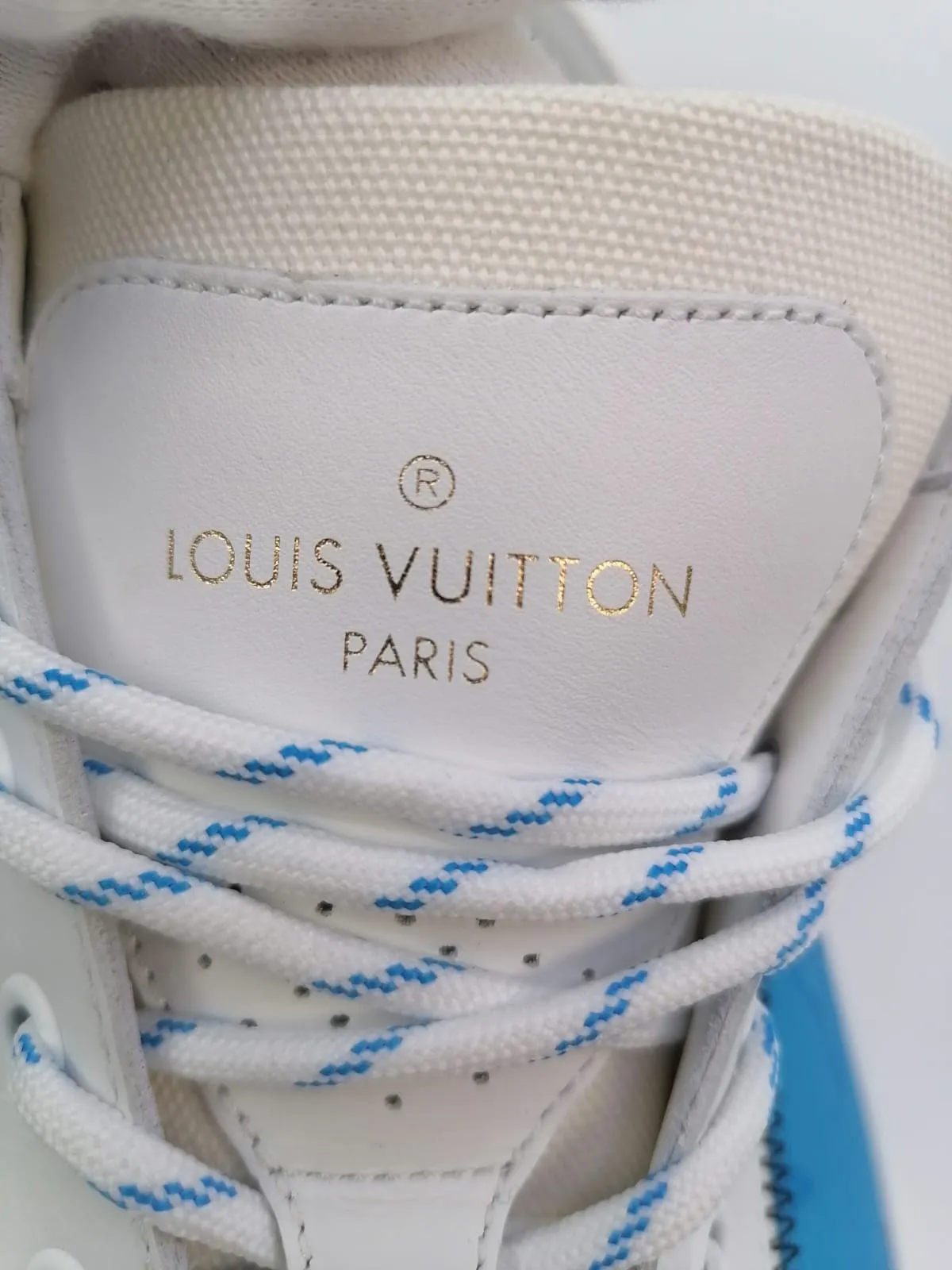Tattoo Sneaker