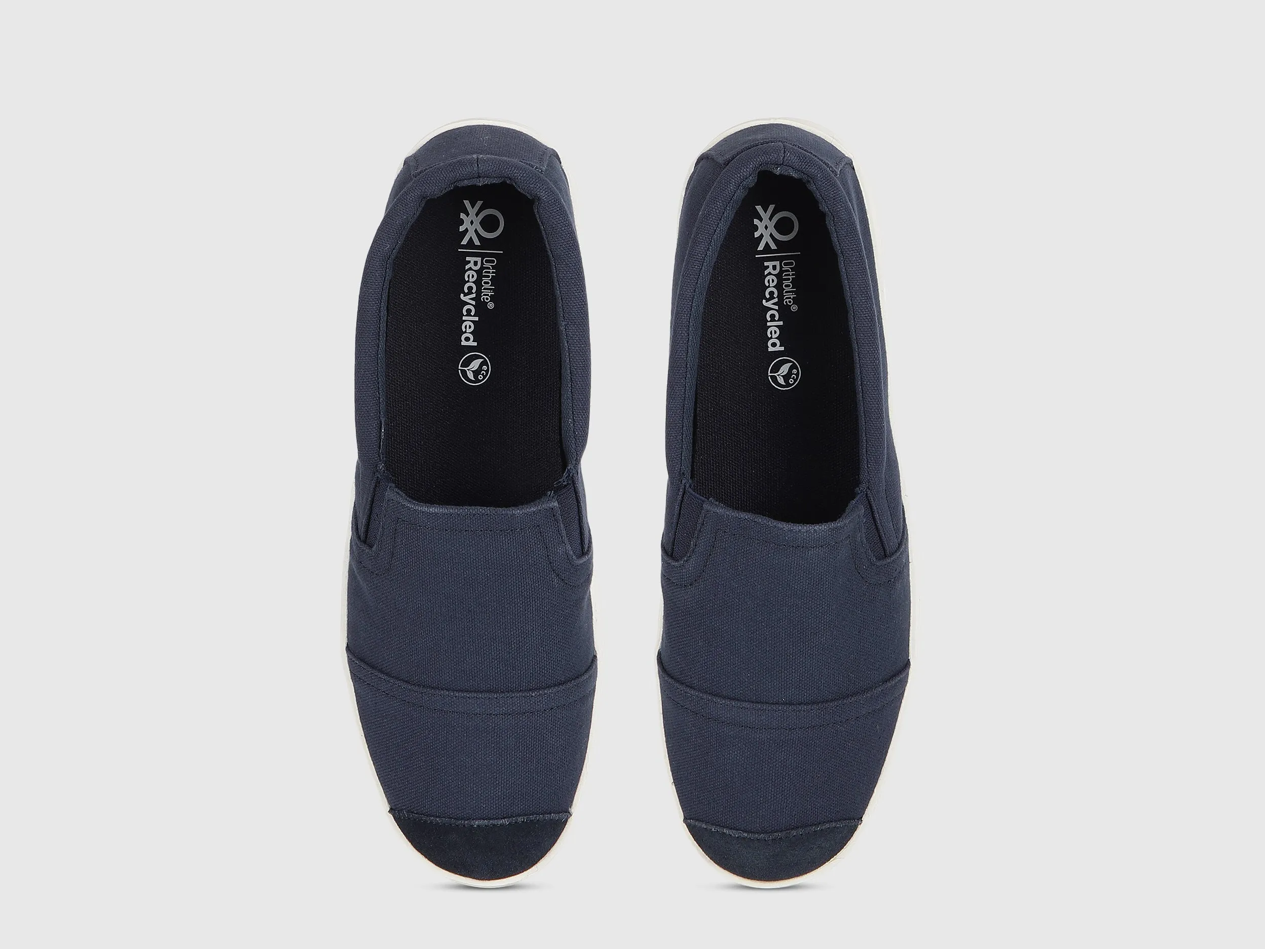 Textured Pattern Slip-On Casual Sneakers