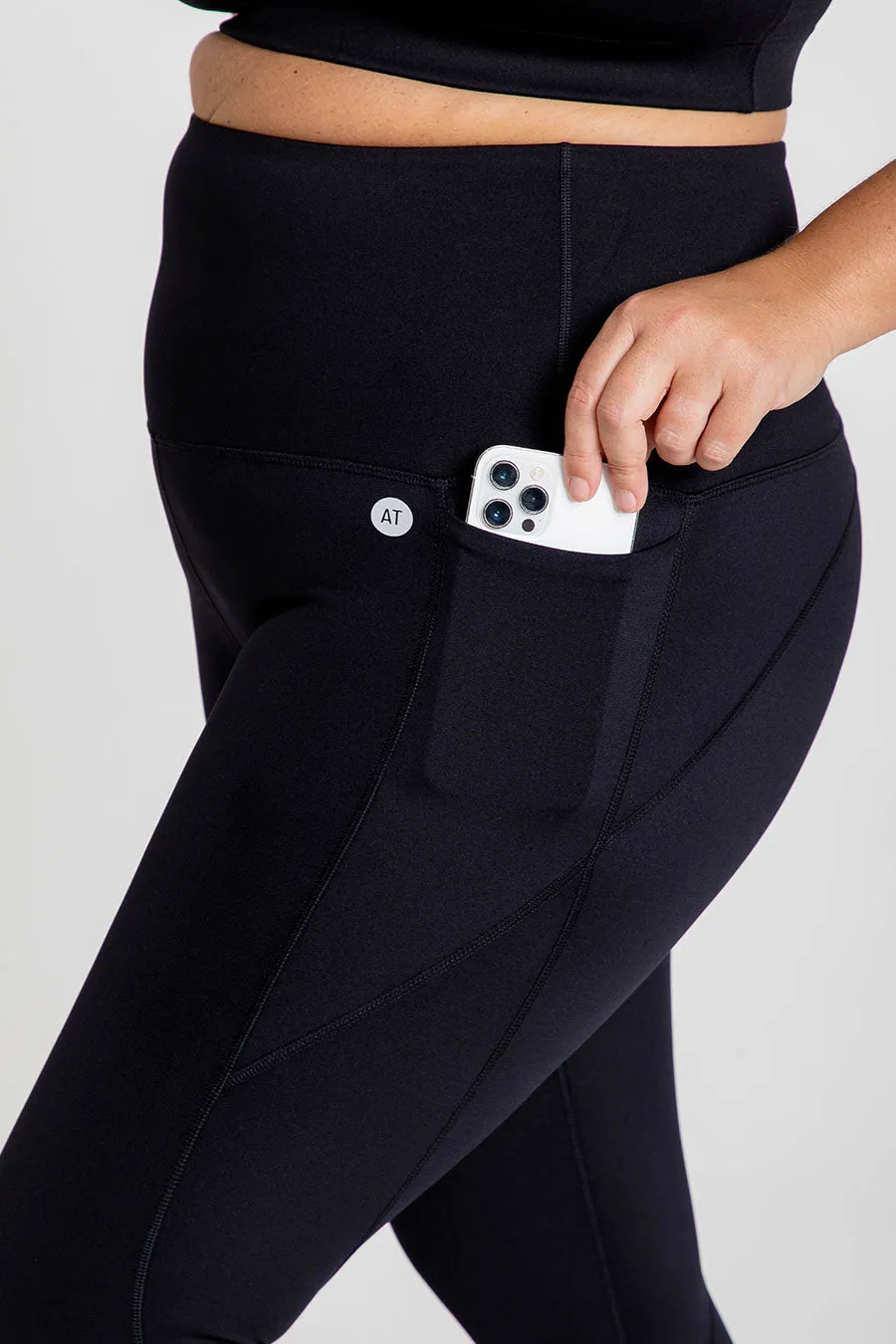 Training Pocket Move 7/8 Length Legging - Black