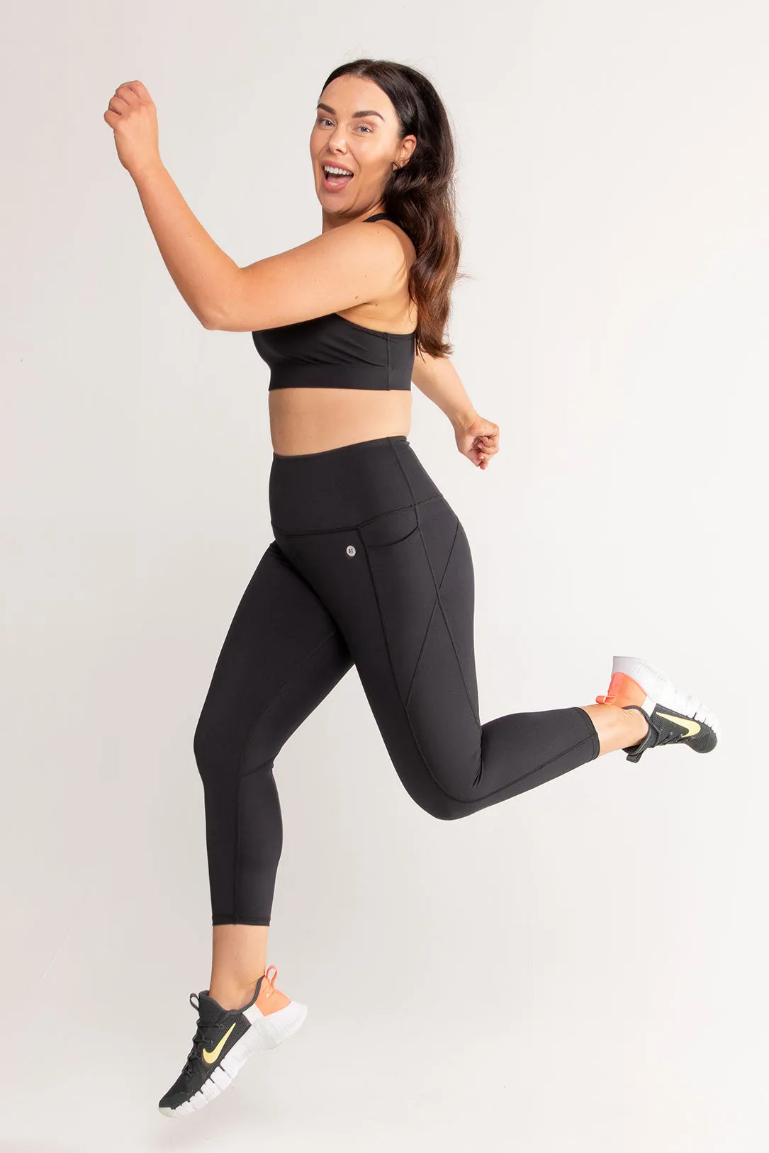 Training Pocket Move 7/8 Length Legging - Black