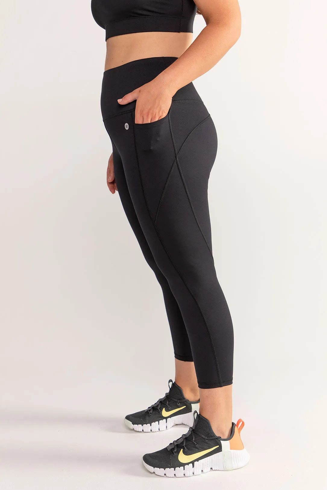 Training Pocket Move 7/8 Length Legging - Black