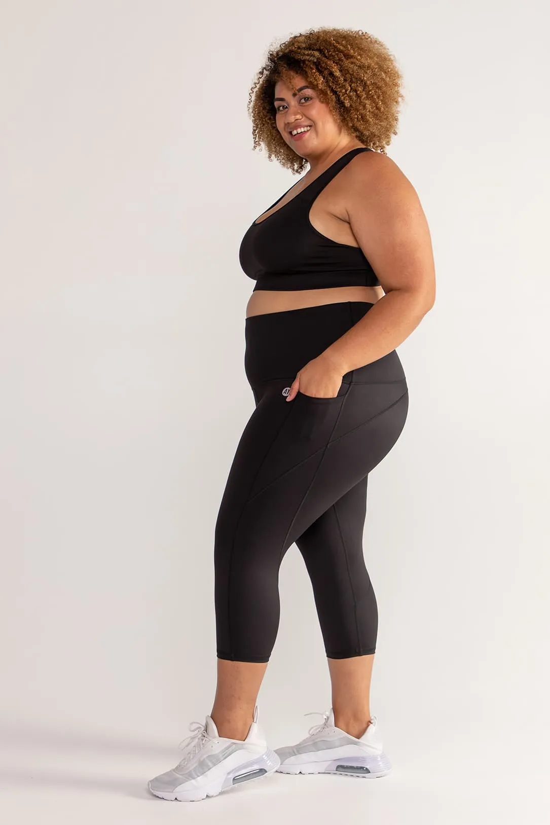 Training Pocket Move 7/8 Length Legging - Black