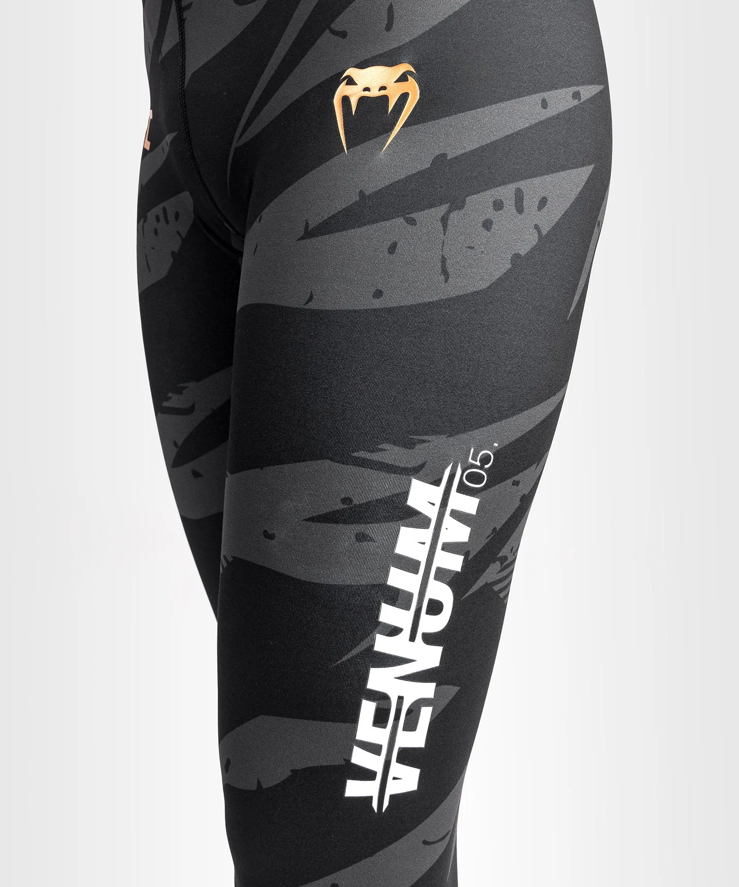 UFC Adrenaline by Venum Fight Week performance Leggings - Urban Camo