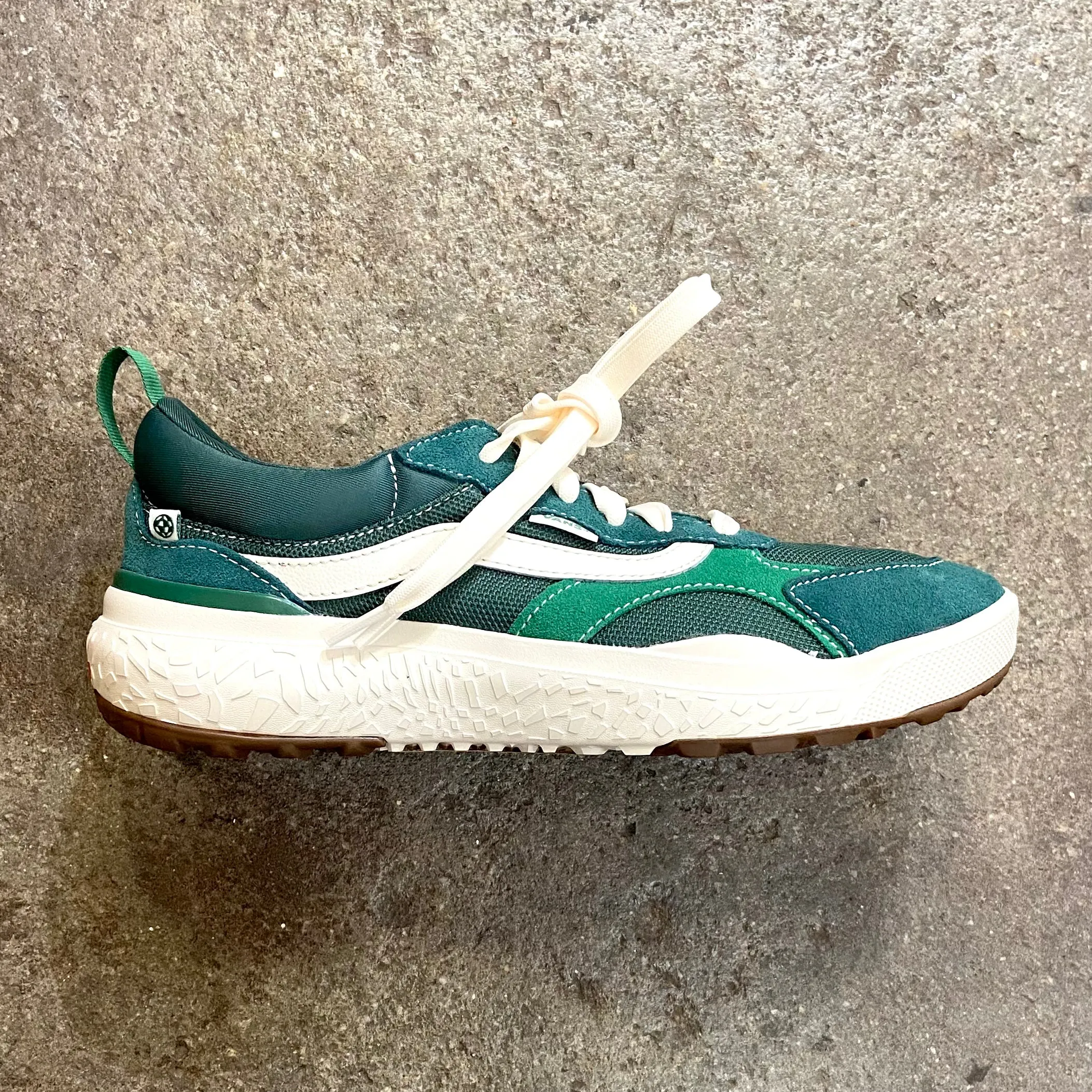 VANS  ULTRARANGE NEO VR3