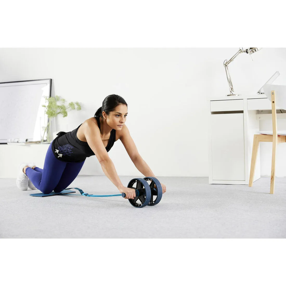Weight Training Ab Wheel With or Without Elastic Band Support