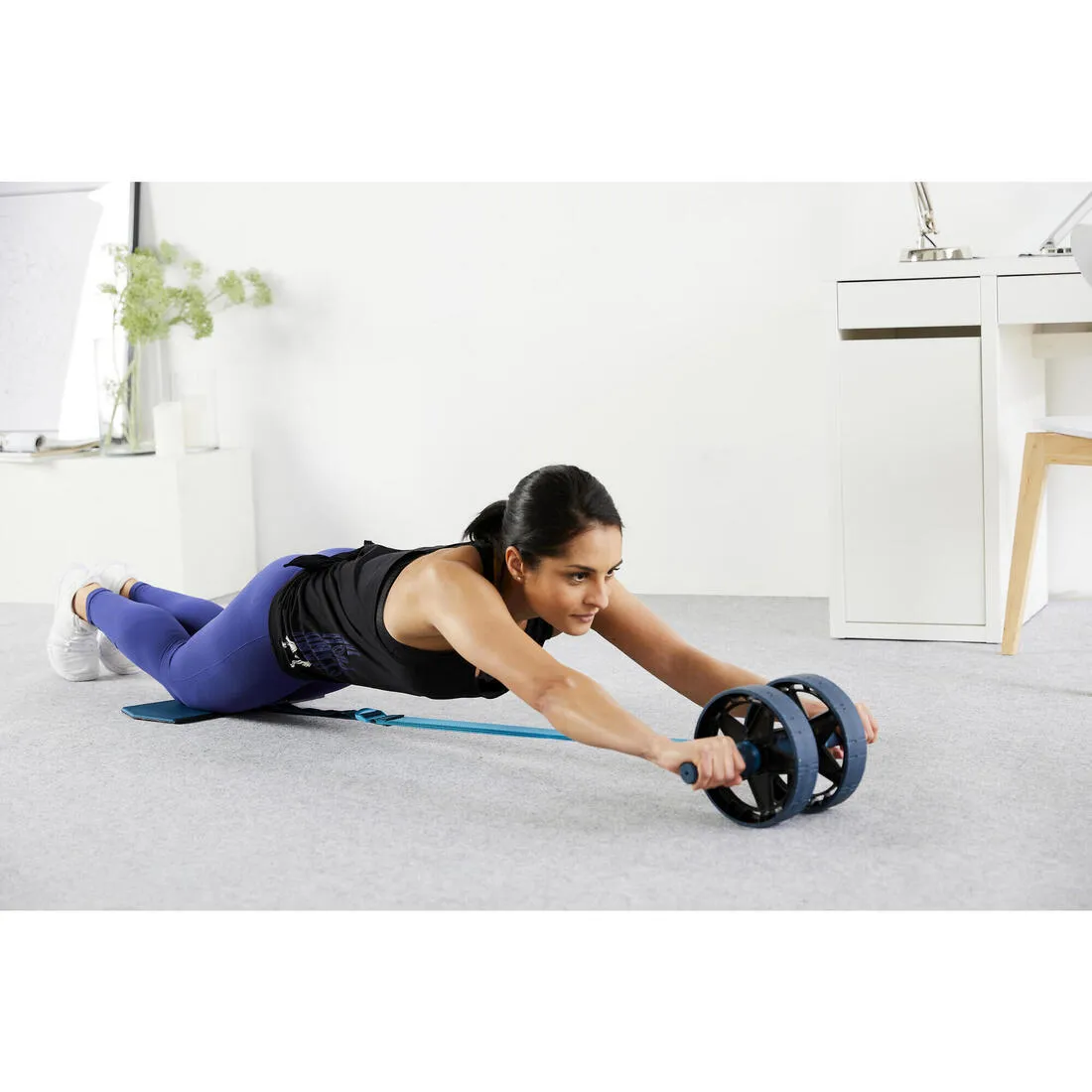 Weight Training Ab Wheel With or Without Elastic Band Support