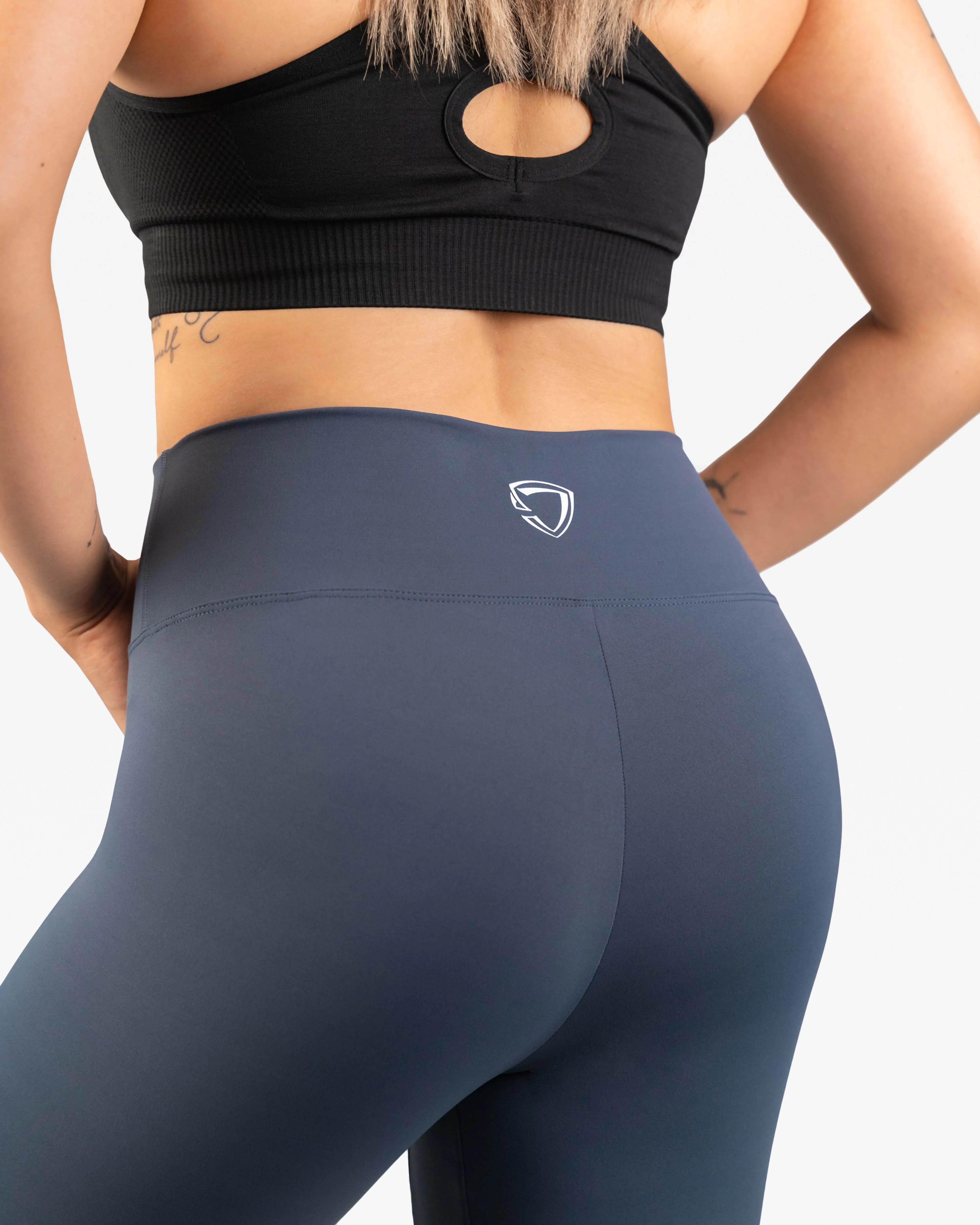 Women Essential Leggings