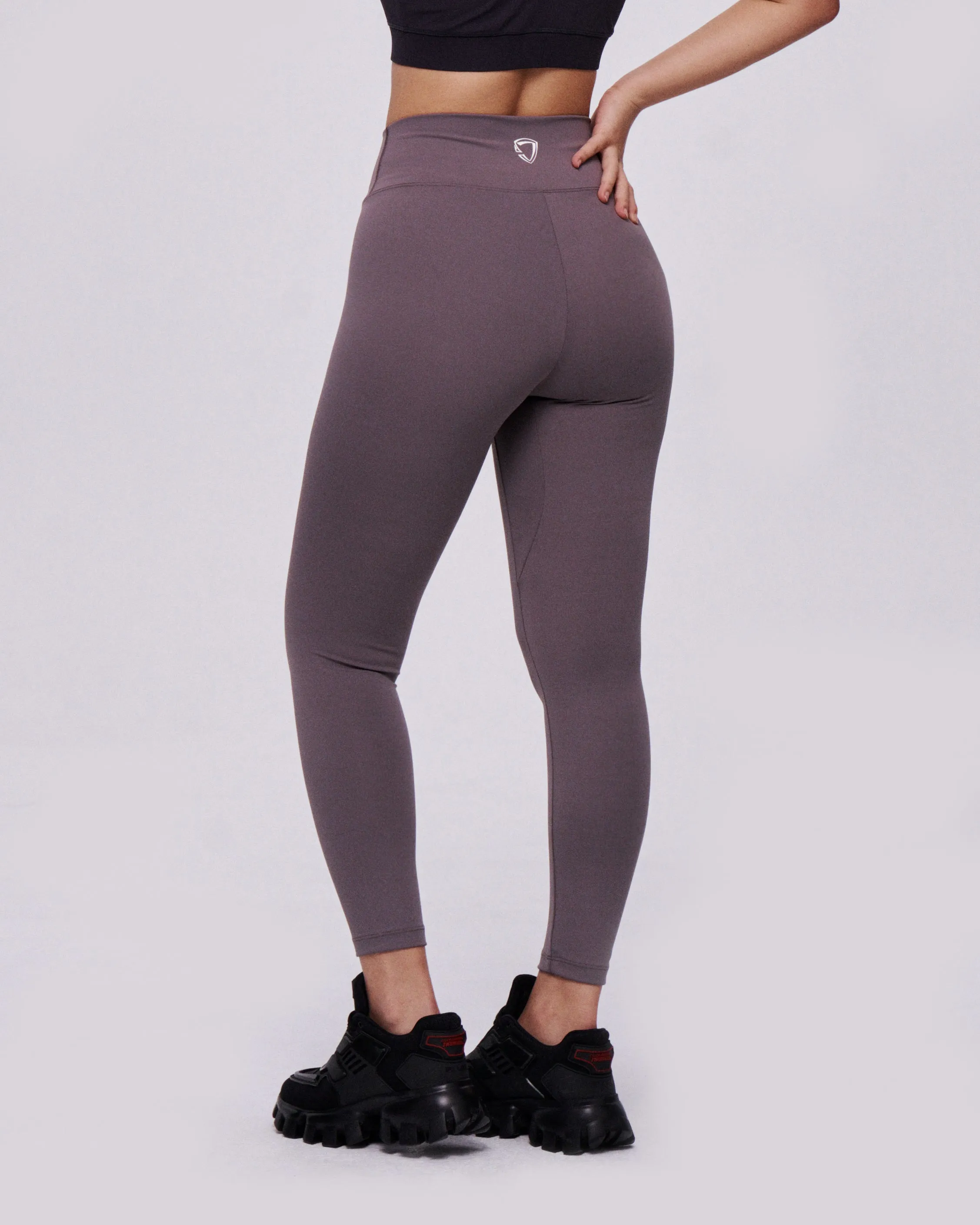 Women Essential Leggings