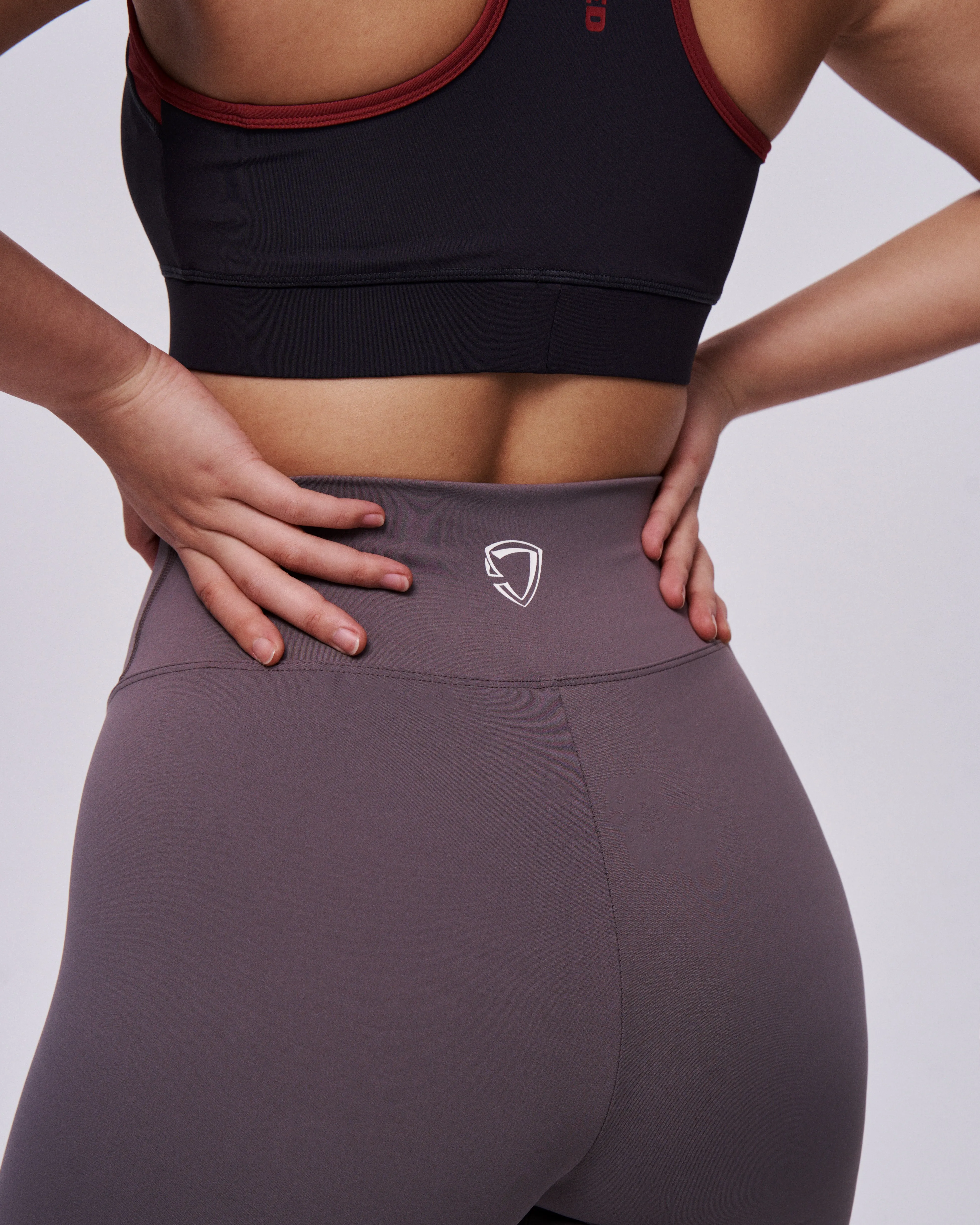 Women Essential Leggings