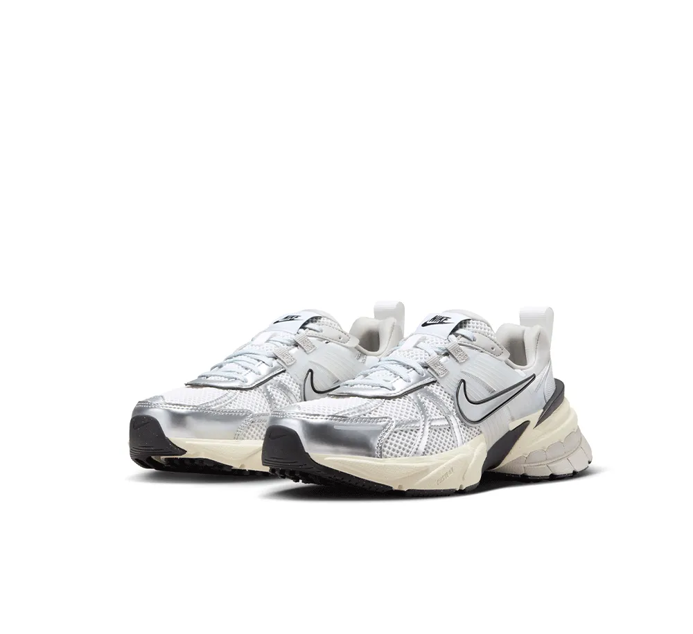Womens Nike V2K Run